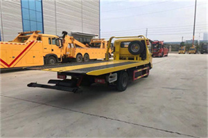 建平非事故拖车