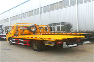 建平附近拖车救援搭电